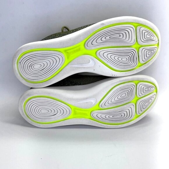 Nike LunarCharge Essential 'Camper Green' Mens Size 10.5  Green Athletic Trainer - Picture 7 of 13